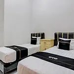 Capital O 93361 Dynasty Inn Syariah