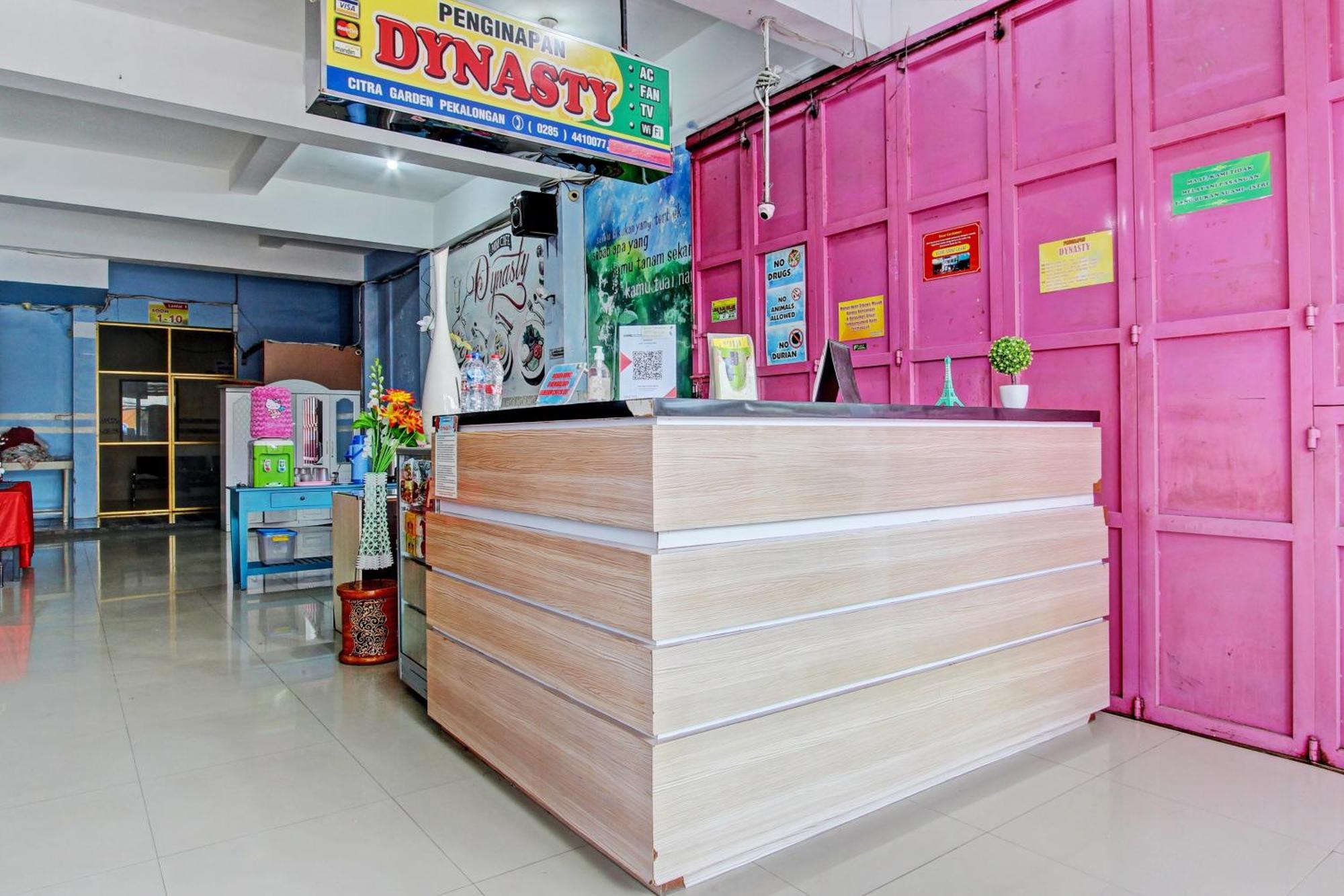 Capital O 93361 Dynasty Syariah 3*
