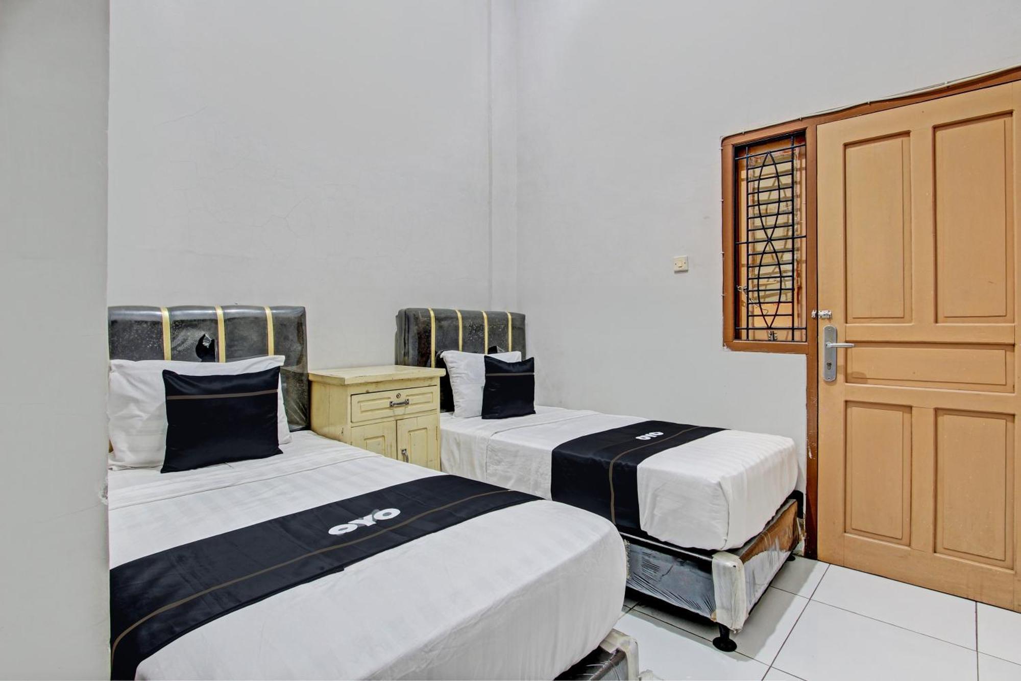 Capital O 93361 Dynasty Syariah Hotel Pekalongan